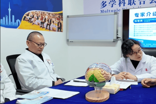 　名医跨院赋能·体系双强融合 伍雪英教授每周坐诊成都军盛医院